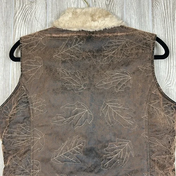 Woolrich Saddle Brown Leaf Embroidered Faux Leather Faux Fur Lined Vest Sz M - Picture 7 of 14